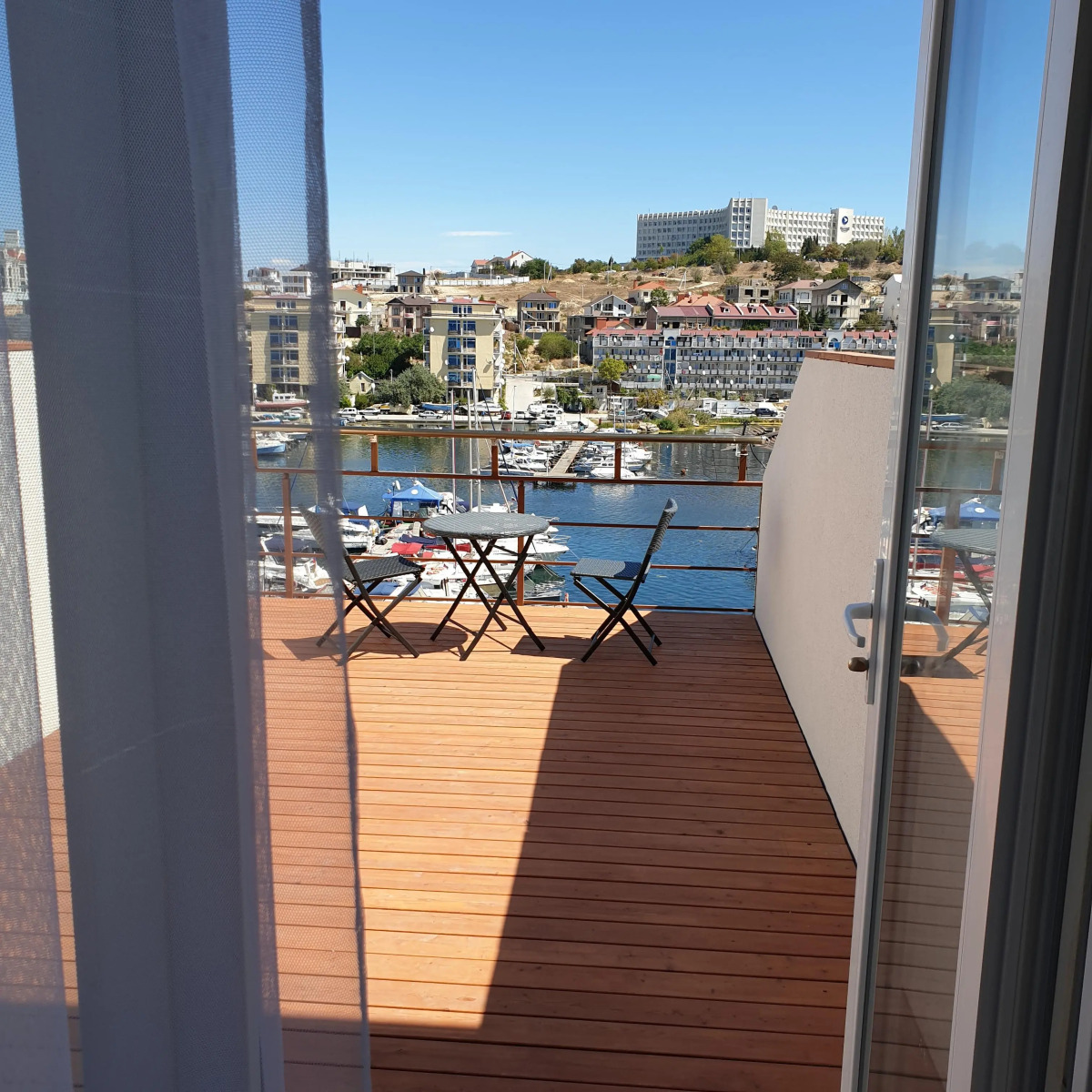 Апартаменты с видом на море