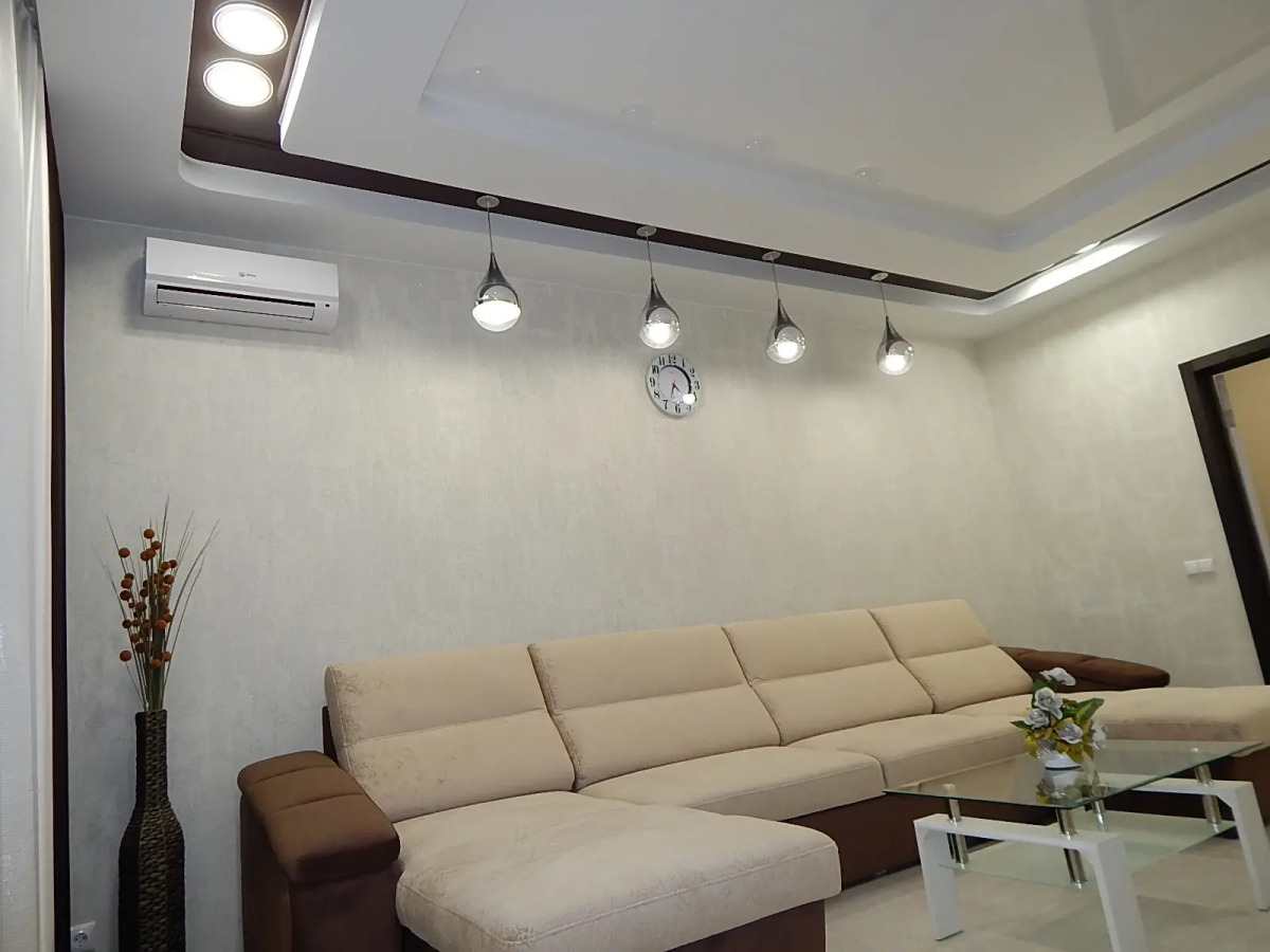 Элитная 2х квартира класса люкс с камином, джакузи и кондиционером на ул. Ядринцевская. Метро площадь Ленина