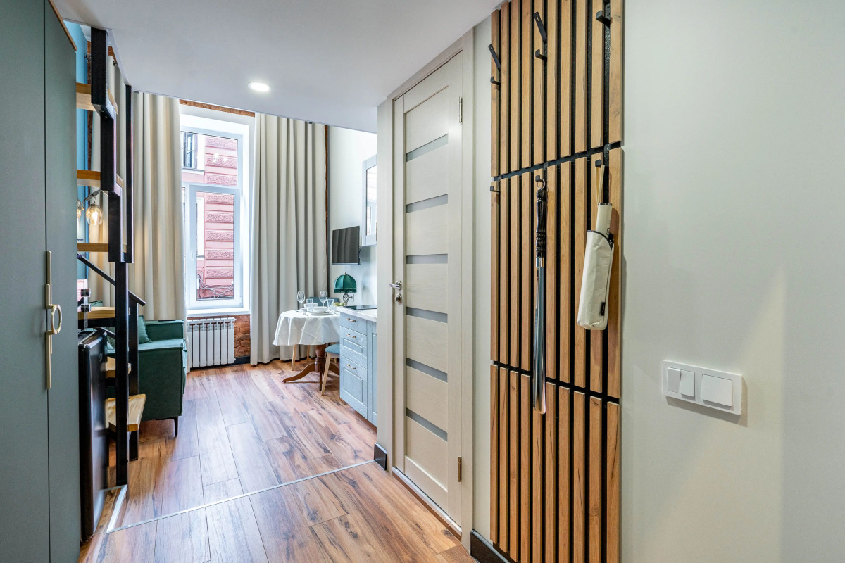 Квартира Уютная студия с дизайнерским ремонтом