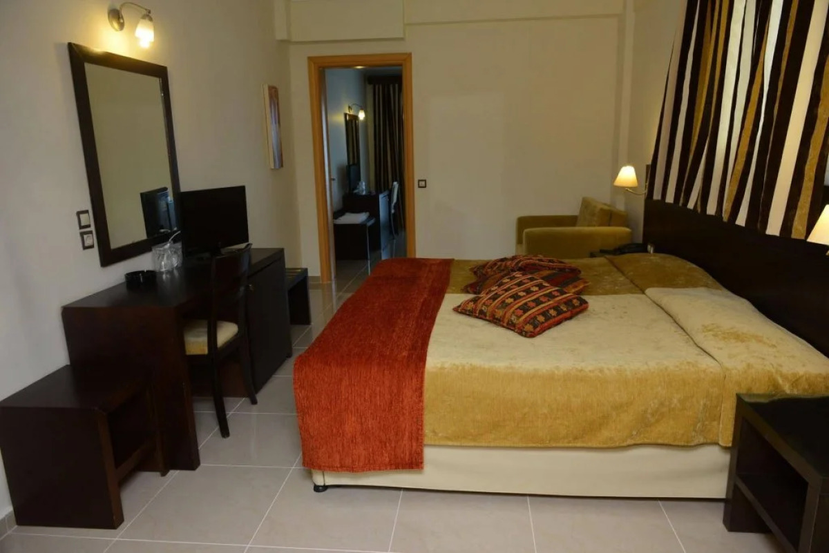 Отель Hanioti Grandotel