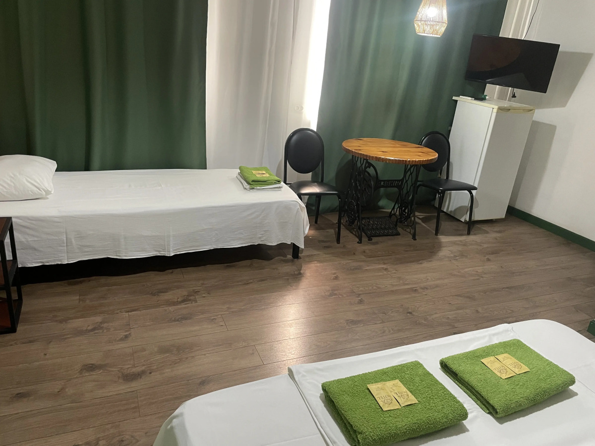 Мини-Отель Тополя