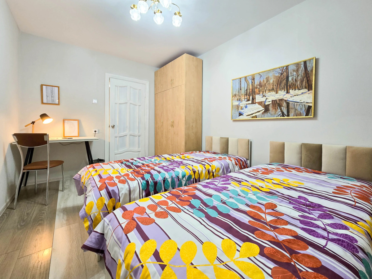 Апартаменты двухкомнатные в центре Сеть ЙоХоум