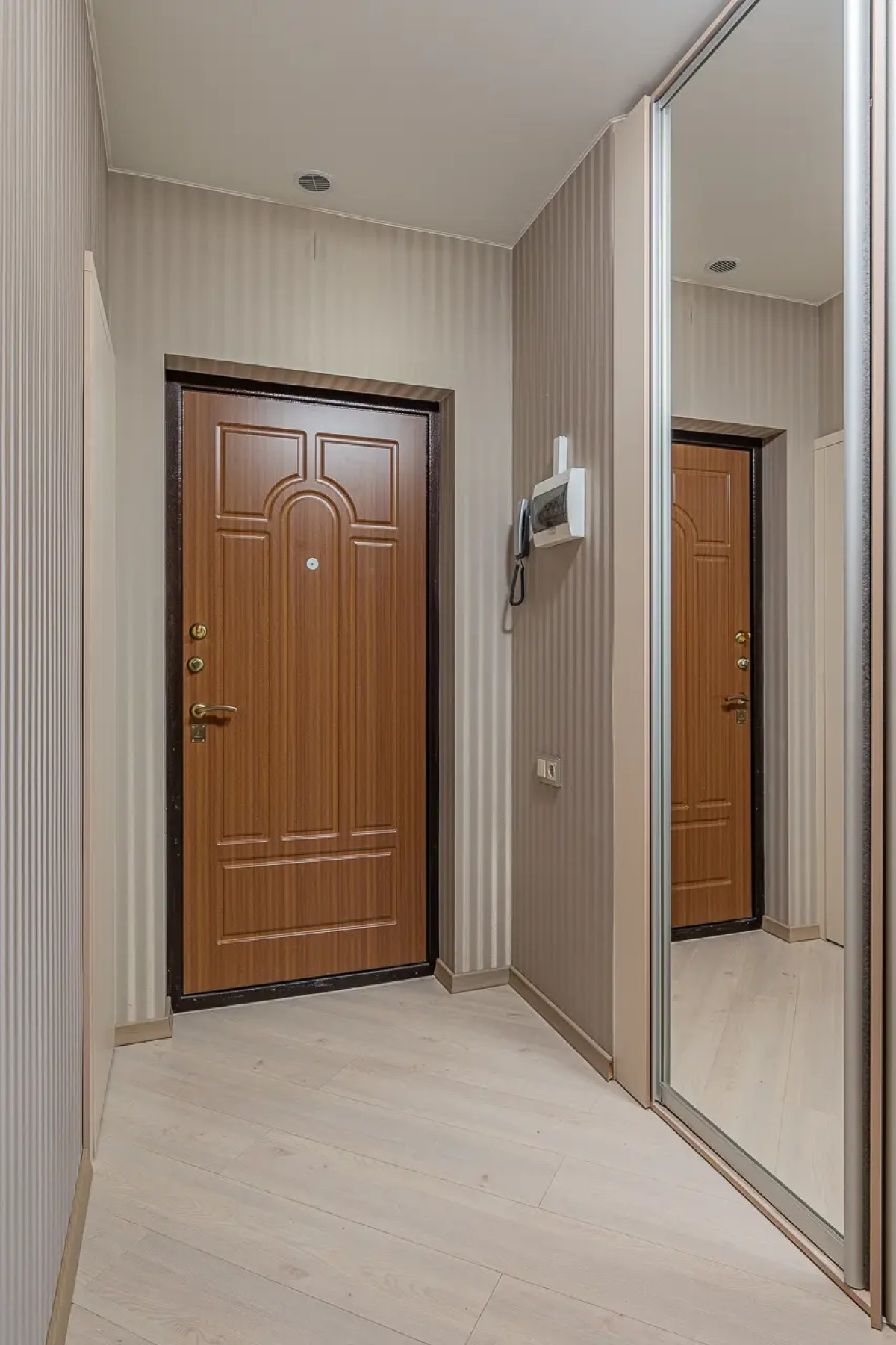 Квартира премиум класса с джакузи, сауной и панорамным видом