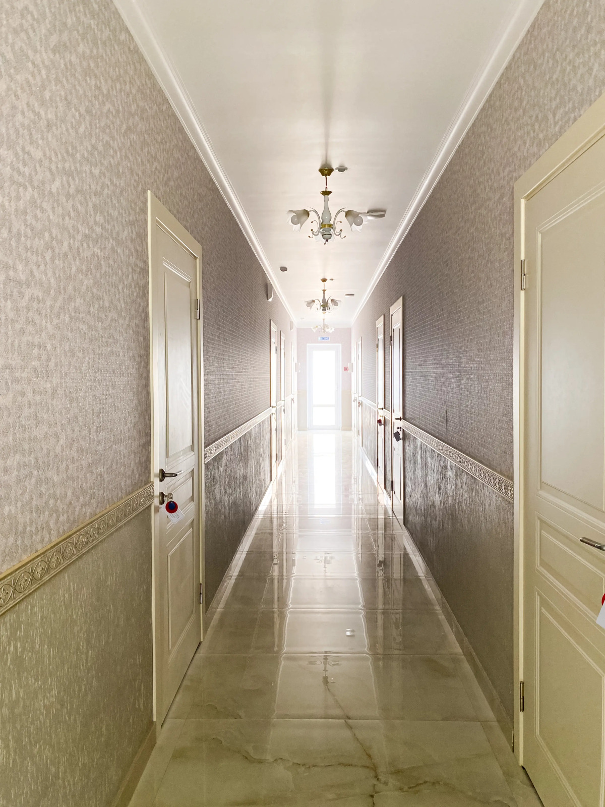 Отель Grand Eliza Гранд Элиза