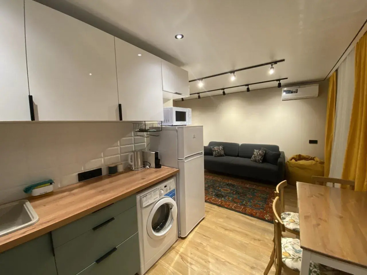 Квартира на Улице Тхапсаева 16