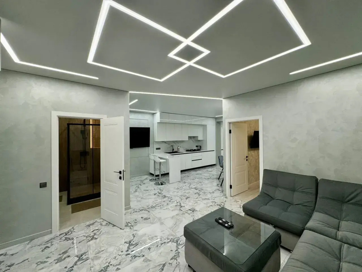 Квартира на Курсантов Кировцев 4А