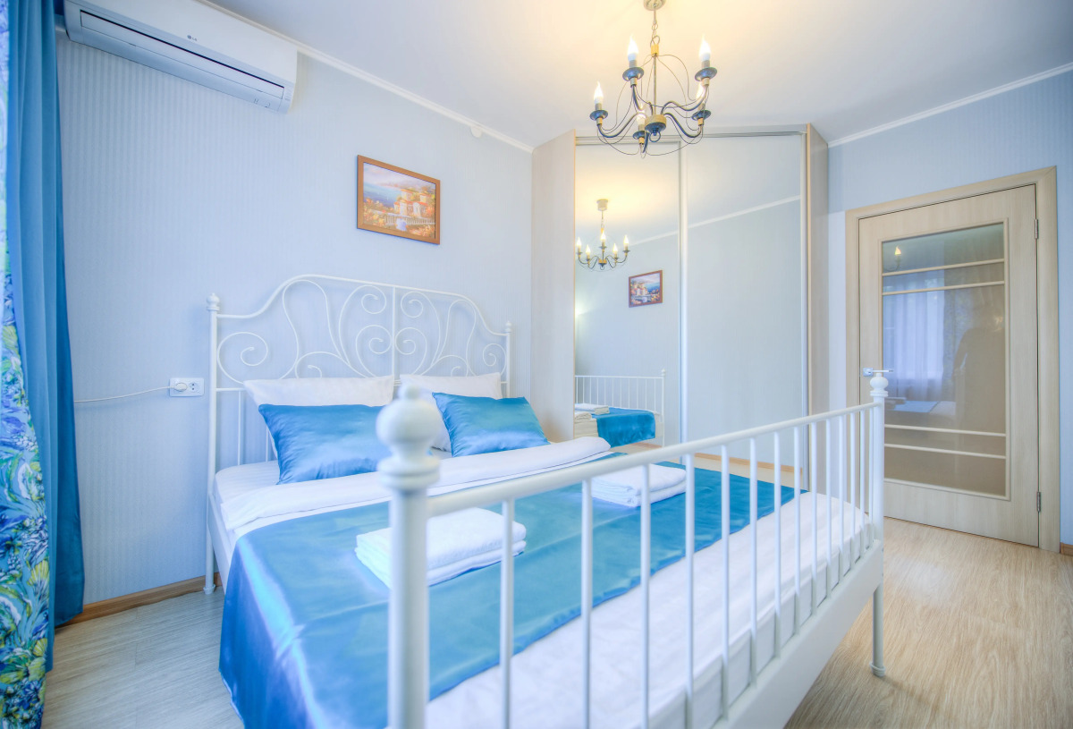 Апартаменты Пять Звёзд на улице Свободы