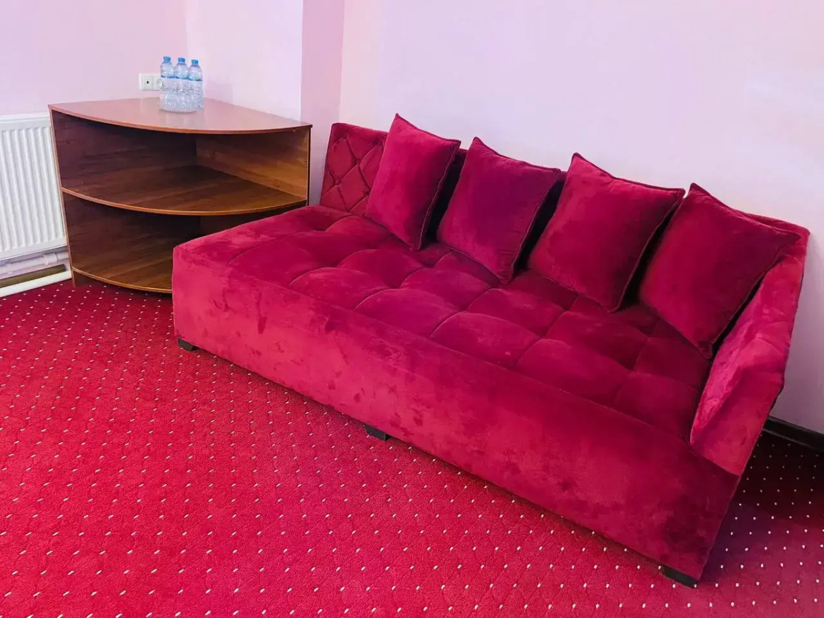 Отель Chor Minor 90 м до cтарого города мы готовы к осеннему празднику