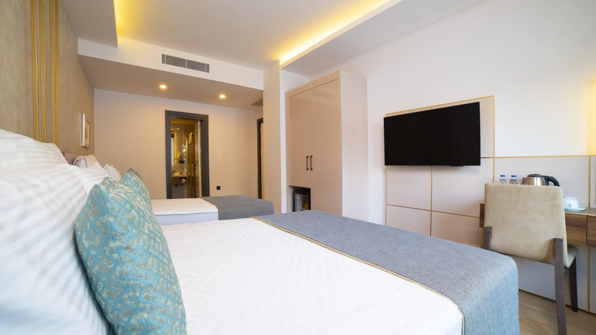 Отель Leaf Port Boutique