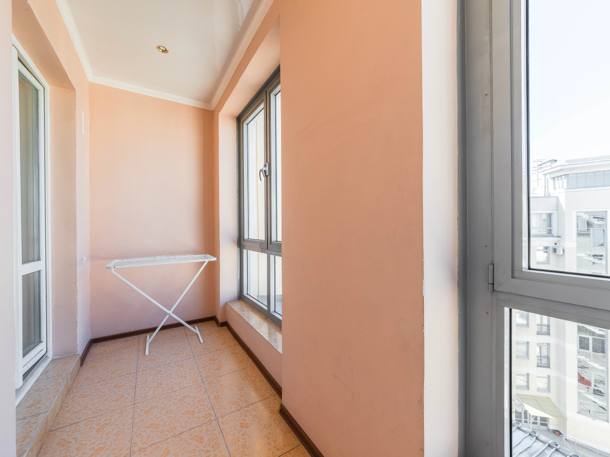 Квартира У Ростральных Колонн