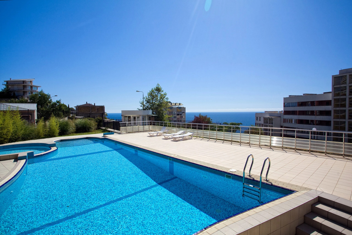 Гостевой Дом Белый Дом в Гурзуфе на Строителей