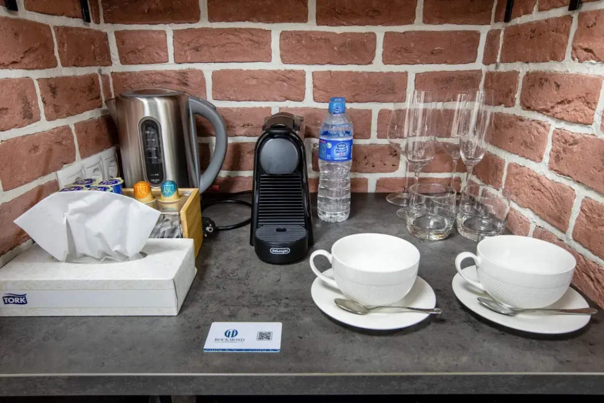 Rockmond 60 Junior Suite