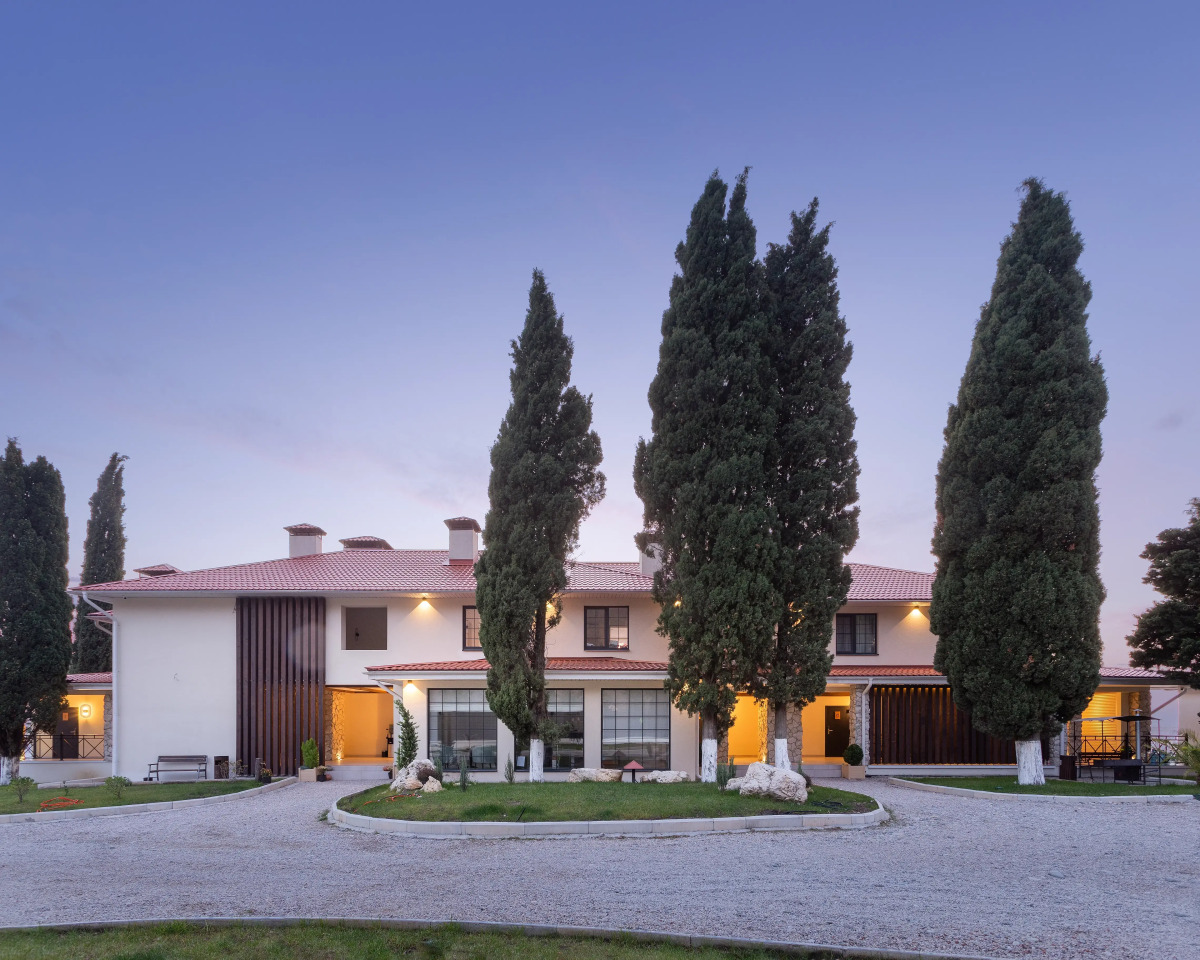 Отель 7 Кипарисов