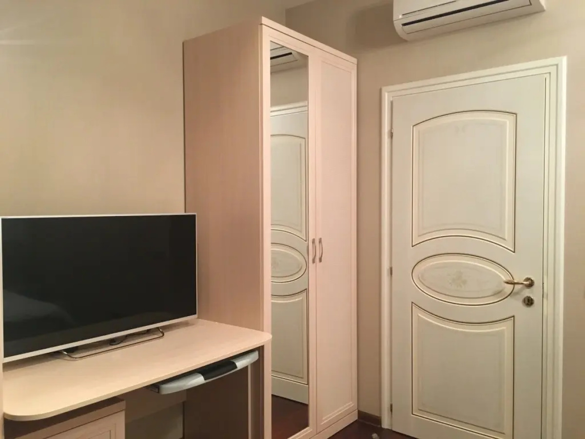 Апартаменты Элитные Апартаменты с Видом на Кремль и Реку на Меридианной 2 Версаче