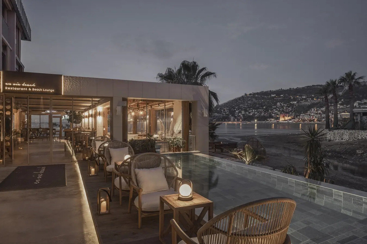 En Vie Beach Boutique Hotel