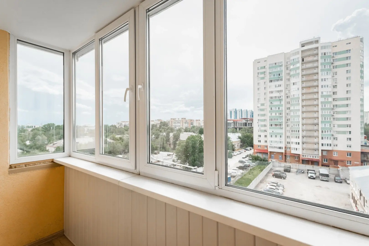 Уютные Апартаменты в доме у Космопорта (ул. Дыбенко 27а)