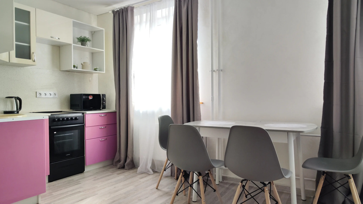 Апартаменты Panda Home возле ТЦ Остров и ТЦ Кристалл