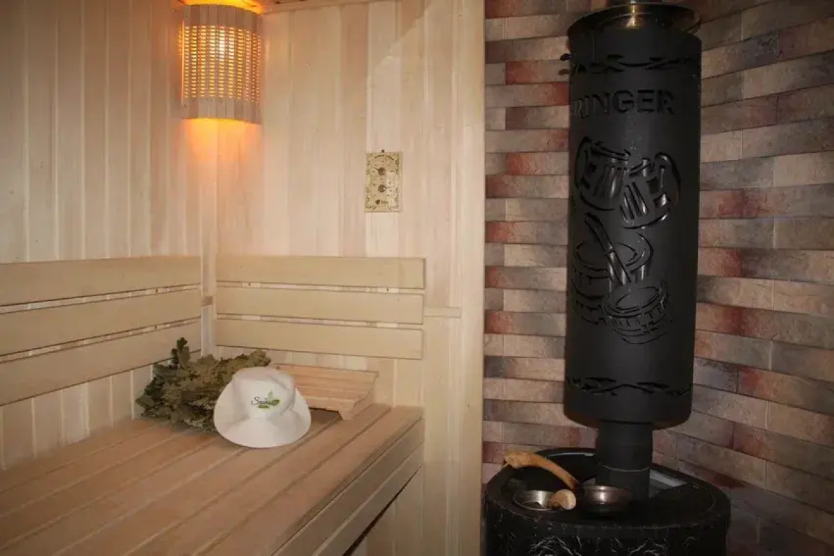 Глэмпинг В поле