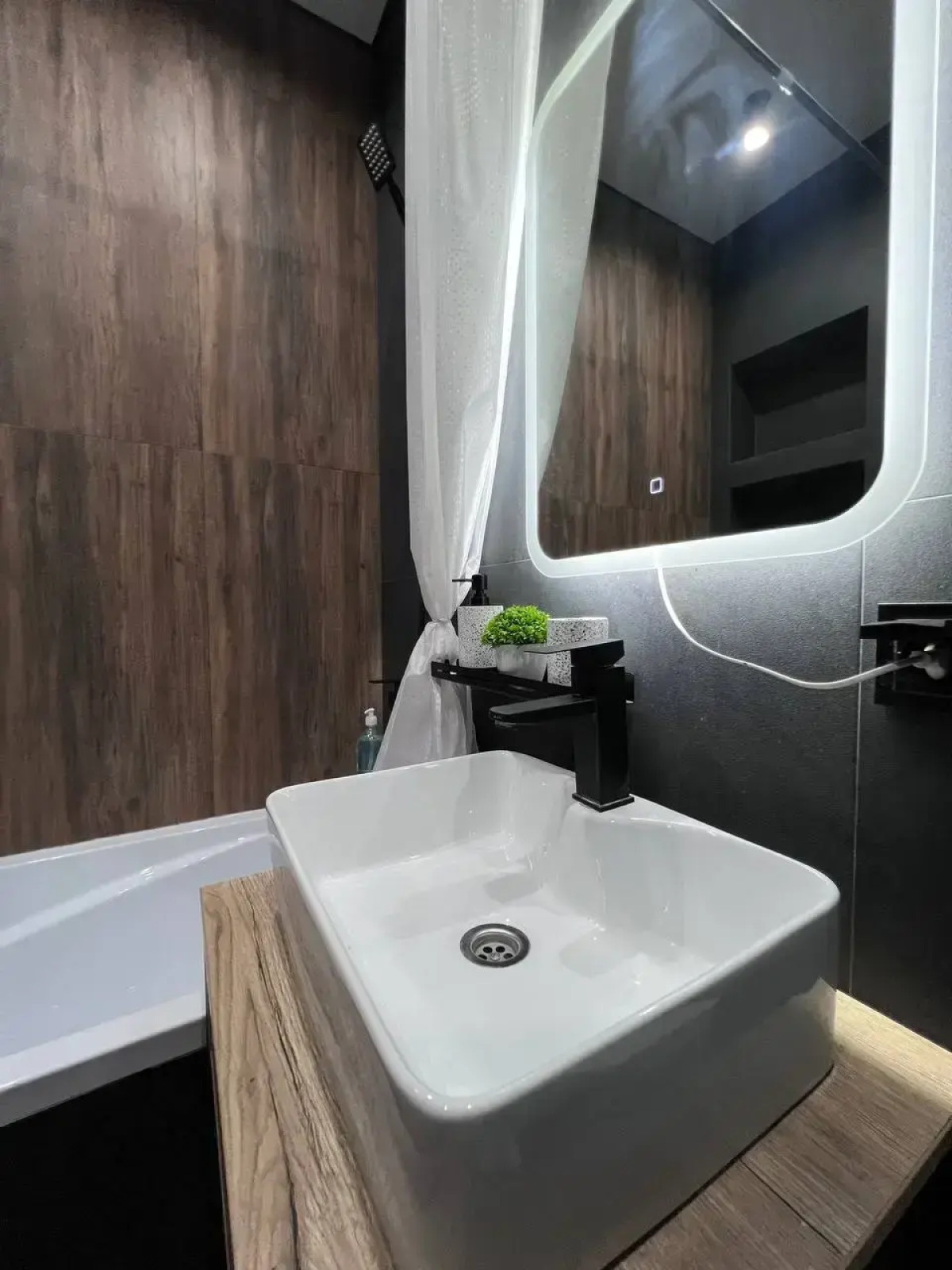 Апартаменты еЖИВИКа Автомобилистов 2Д