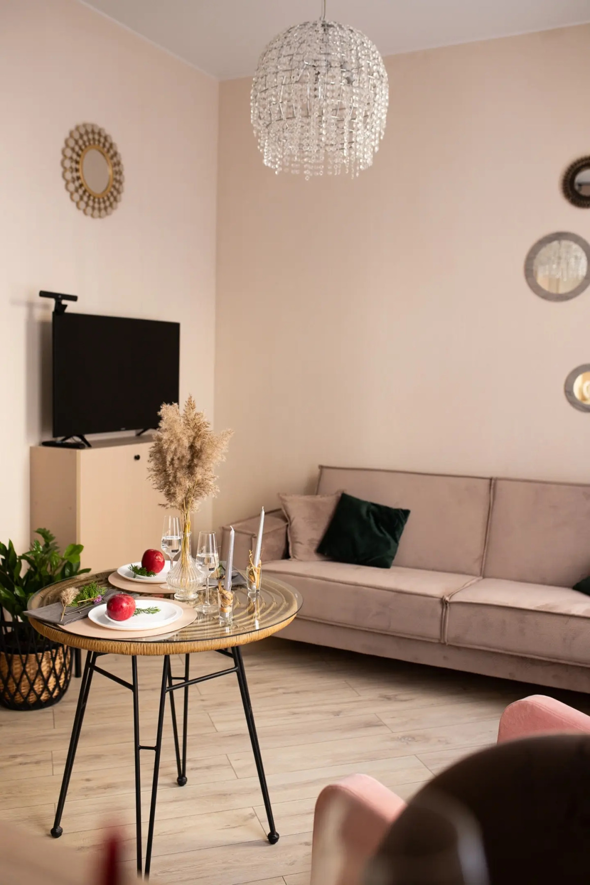 Апартаменты На Ярославской 13