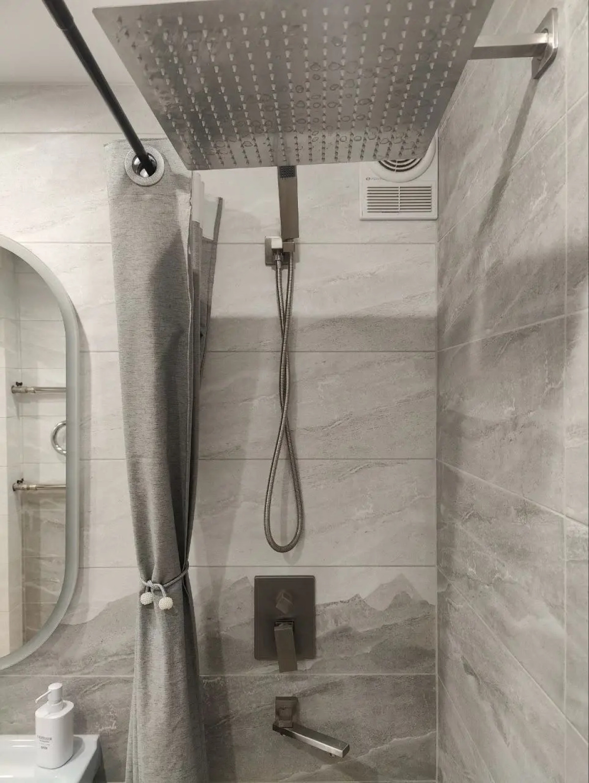 Новая комфортная студия в 5 минутах ходьбы от Храма