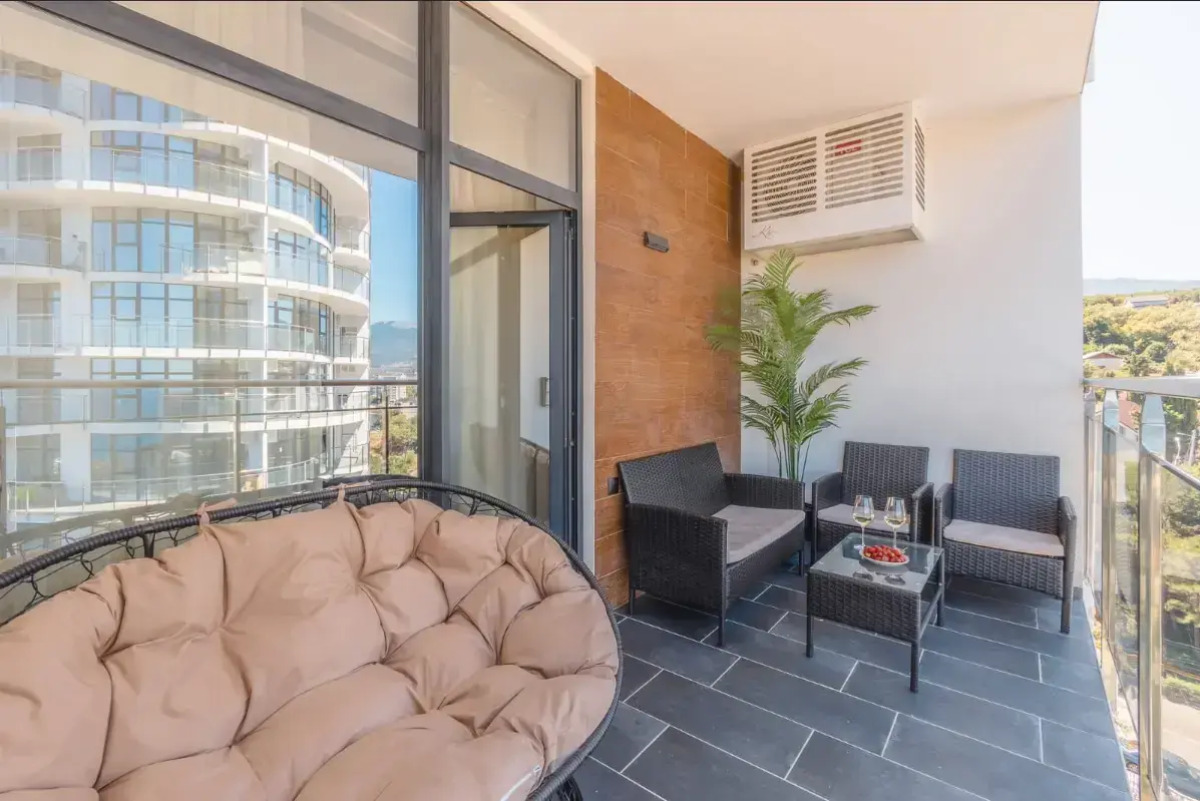 Апартаменты Крымский Рей Студия Africa боковой вид на море