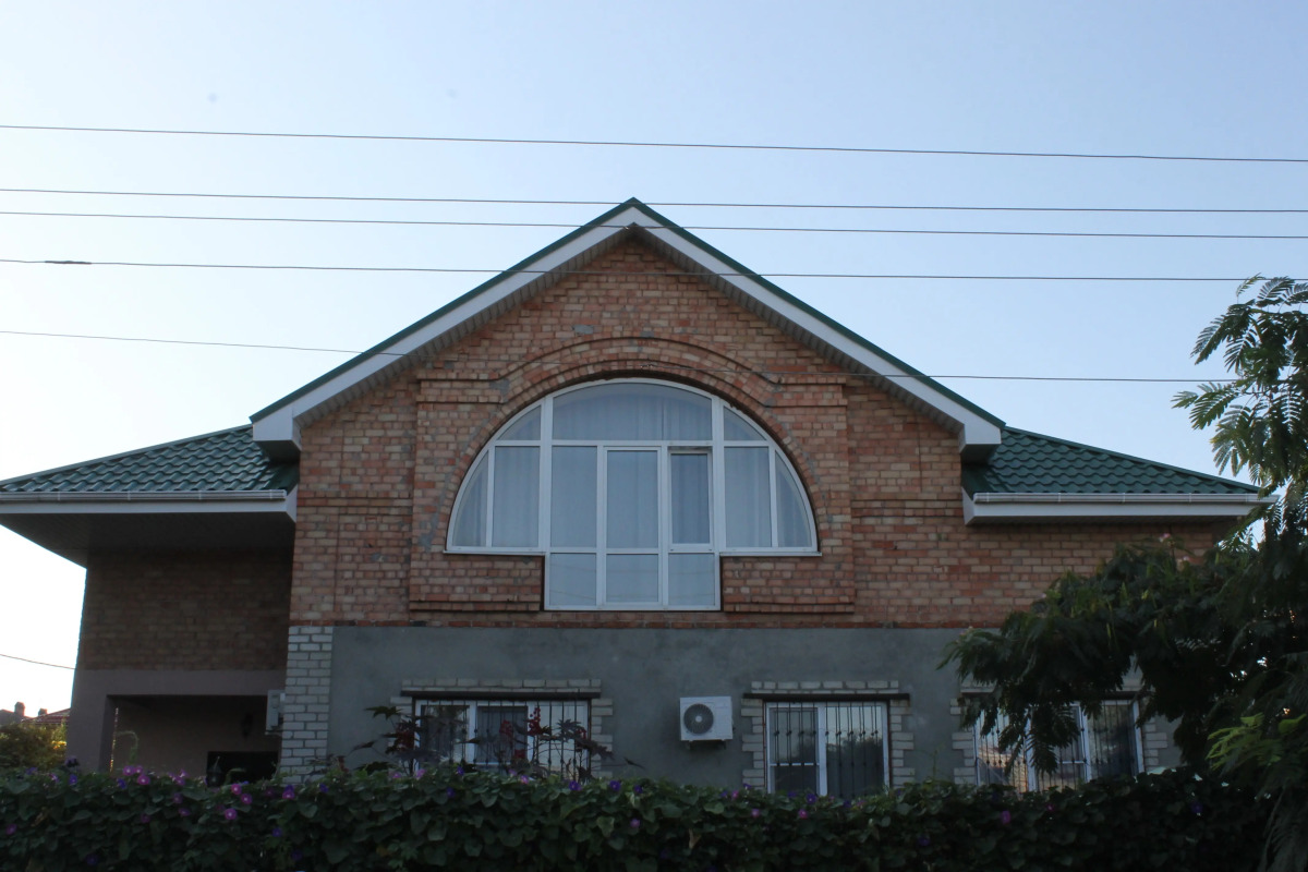 Частный дом Таунхаус со своим двором Кубанский Дворик 1