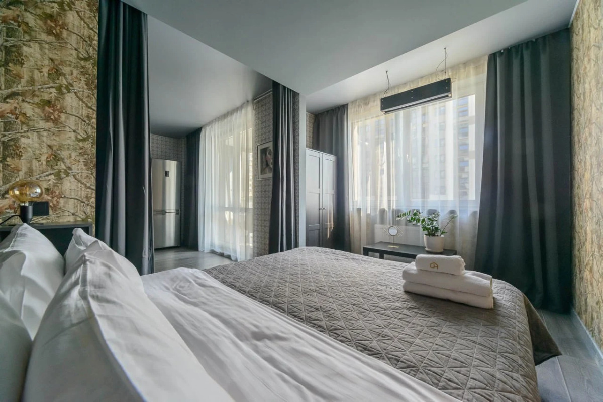 Апартаменты 1-комнатные HomeApart П. Мстиславца, 6