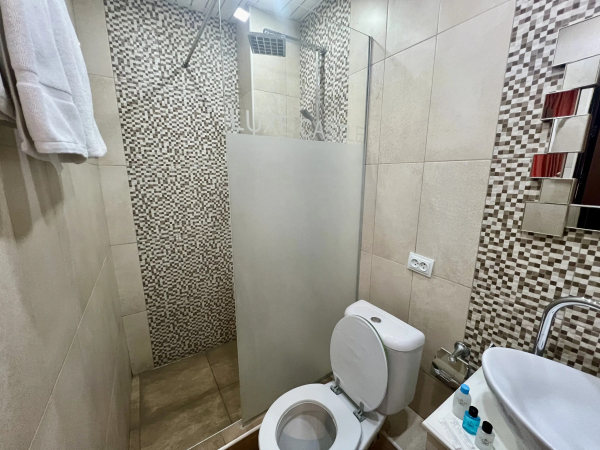 Отель Castle Family