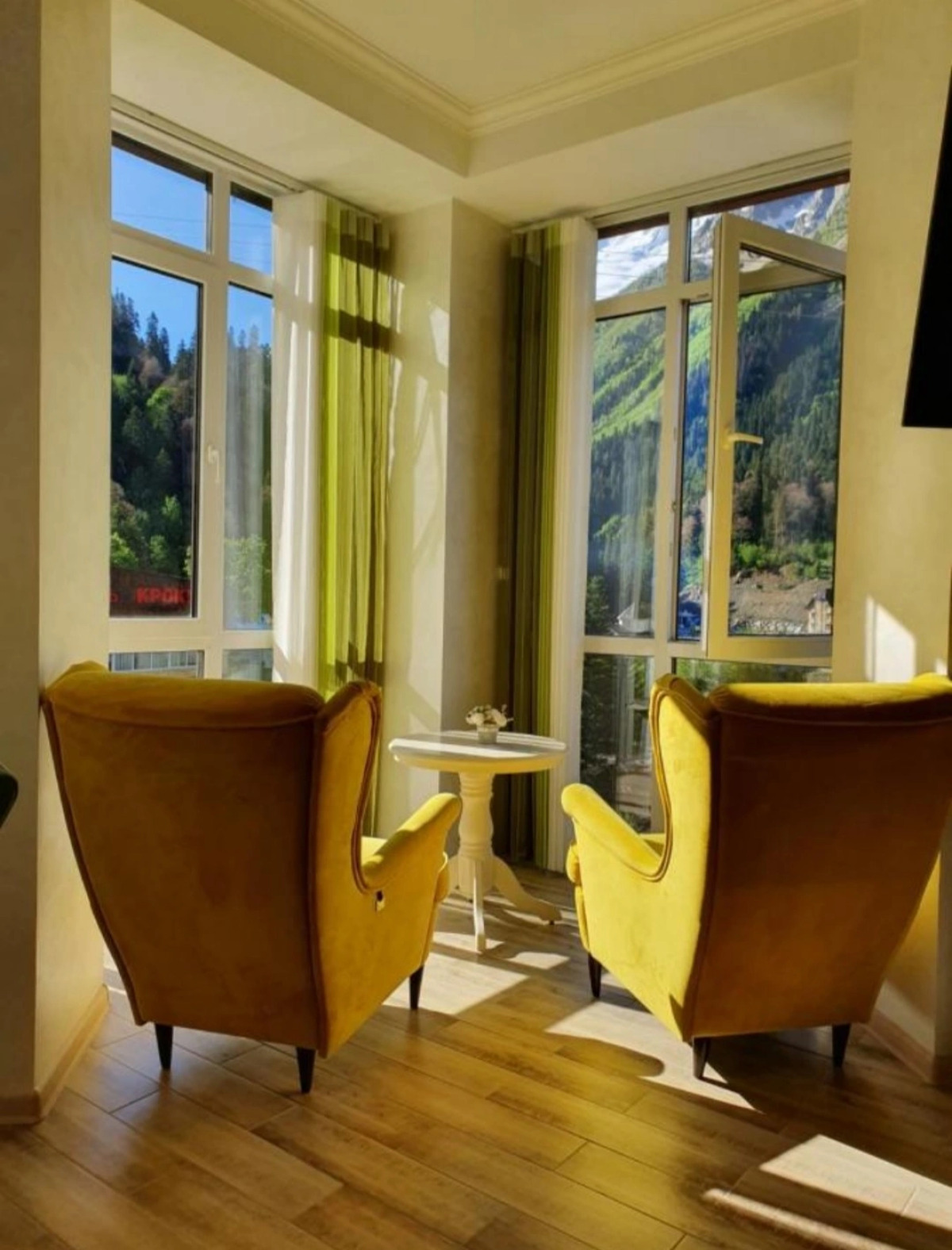 Апартаменты Вершина 713