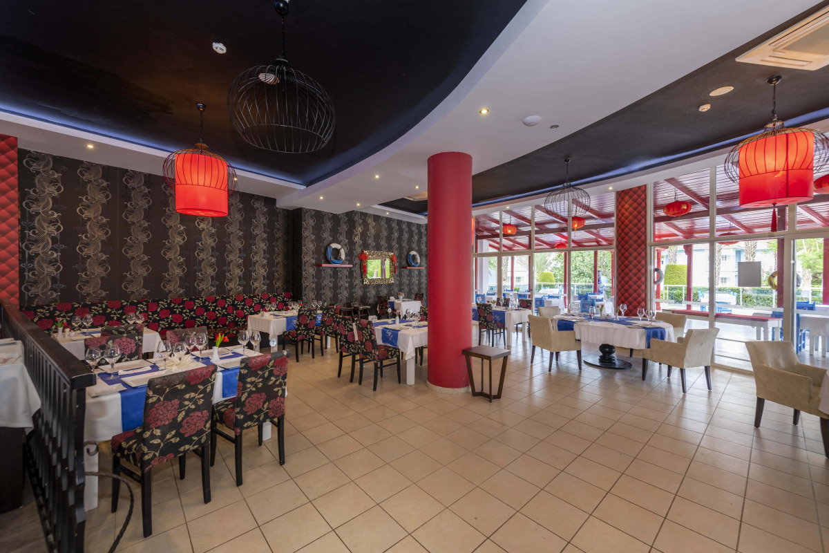 Отель Asteria Family Resort Side