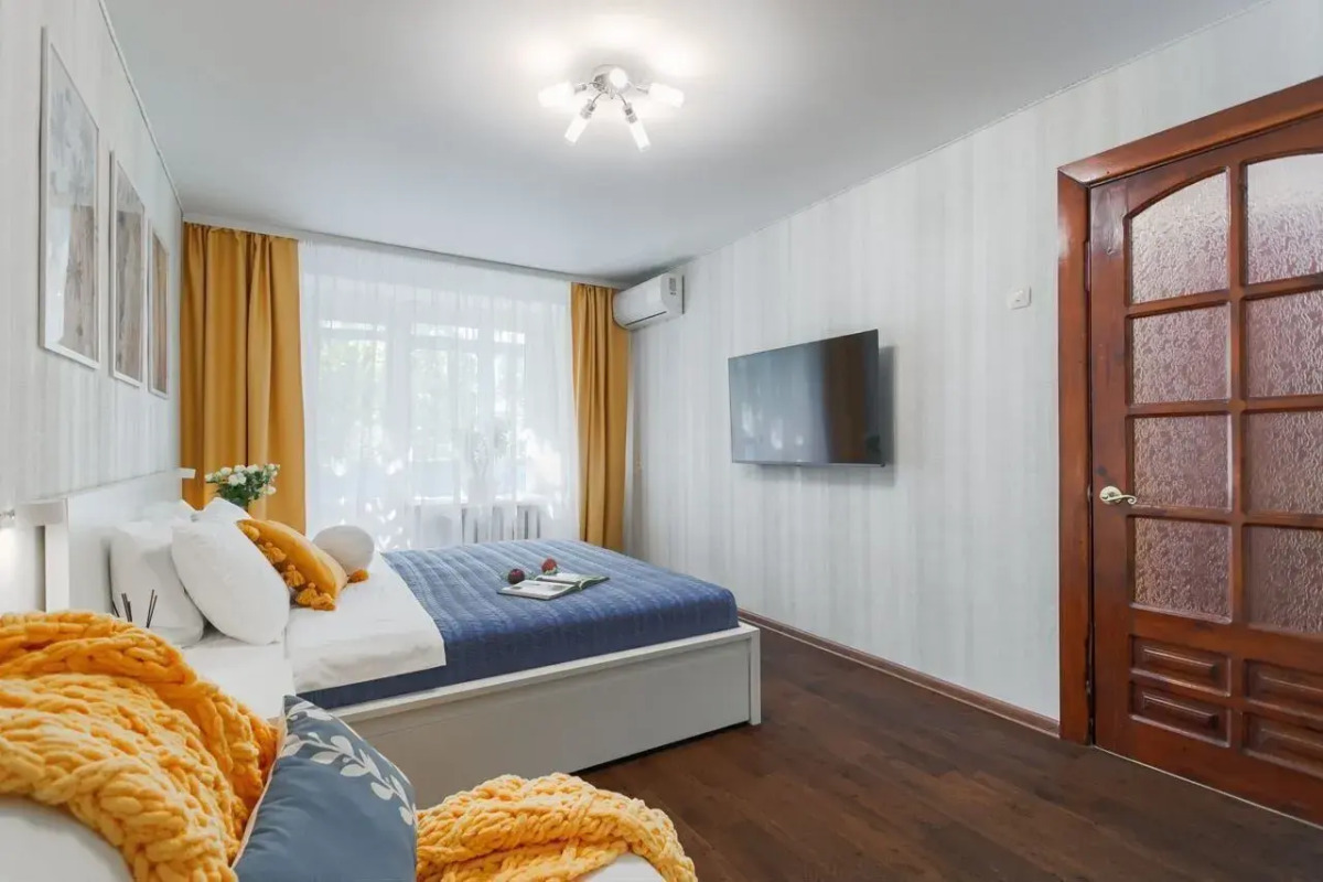 Квартира на Будённовской 195