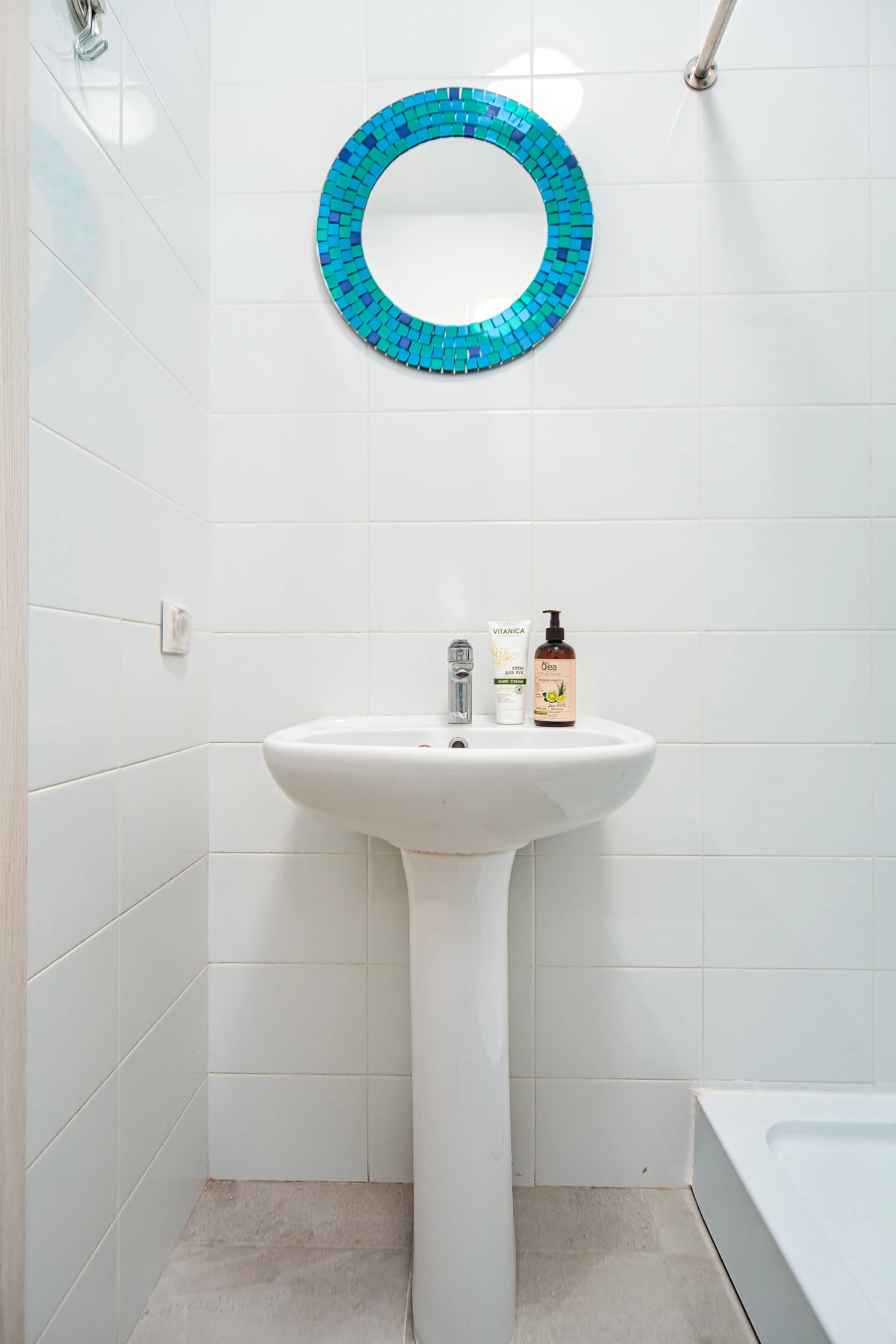 Апартаменты Семейная Квартира на 6 человек м.Домодедовская