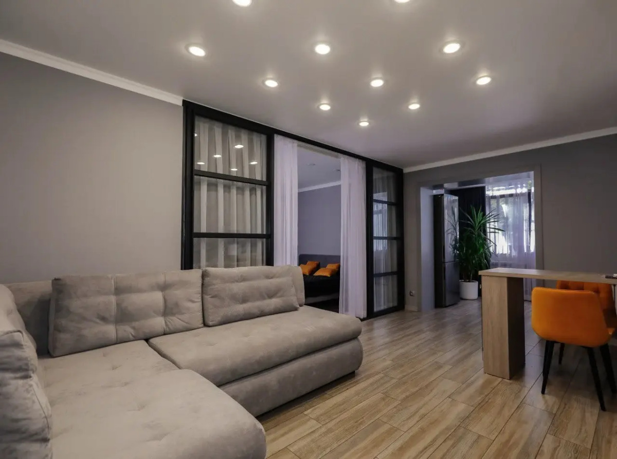 Апартаменты сети Аura в истoрическoм цeнтpe Владикавказа