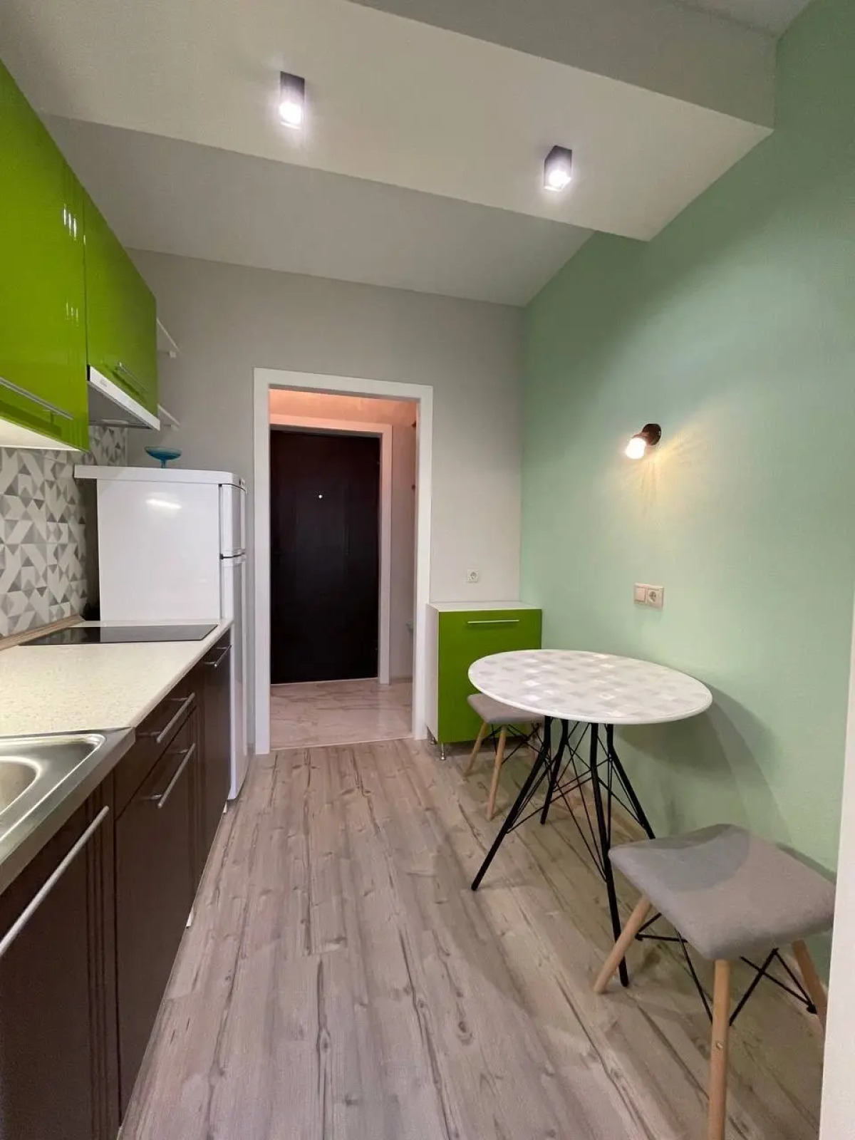 Апартаменты Color