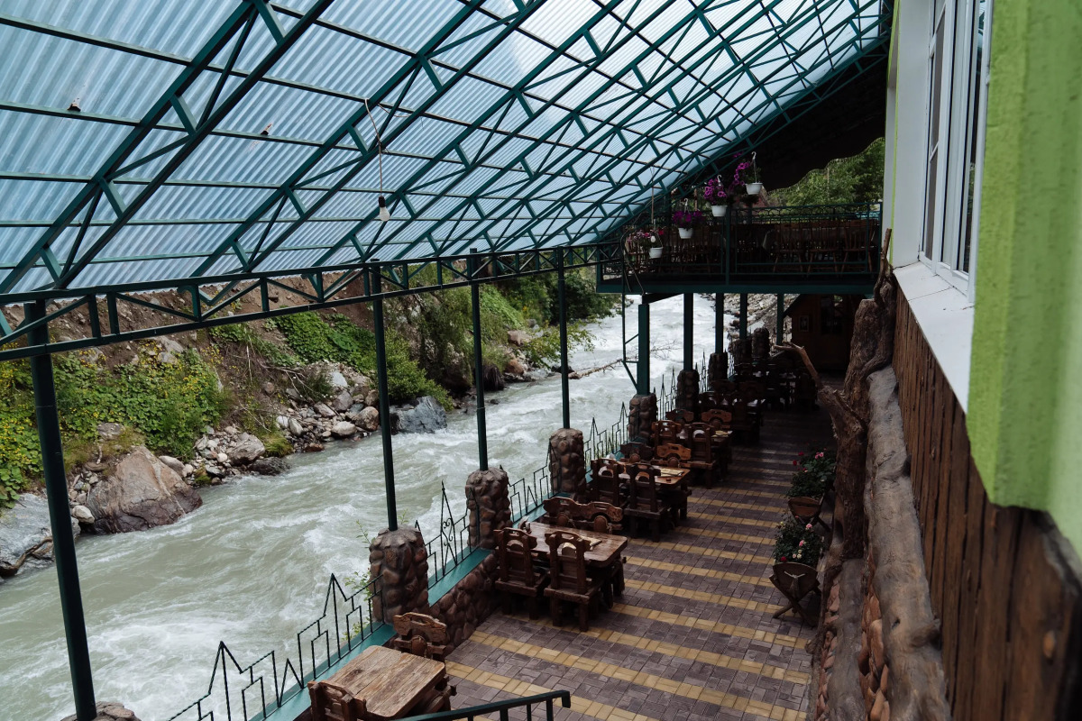 Гостиница Кристалл