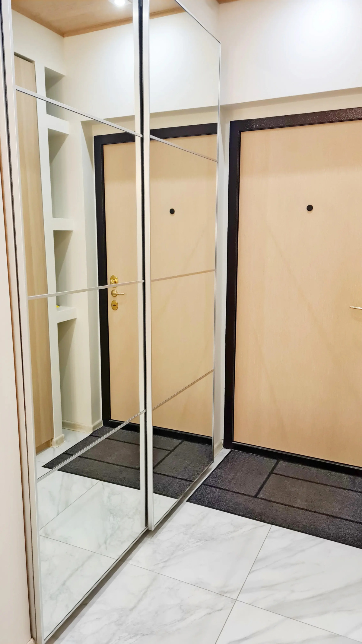 Квартра у метро Лермонтовский проспект