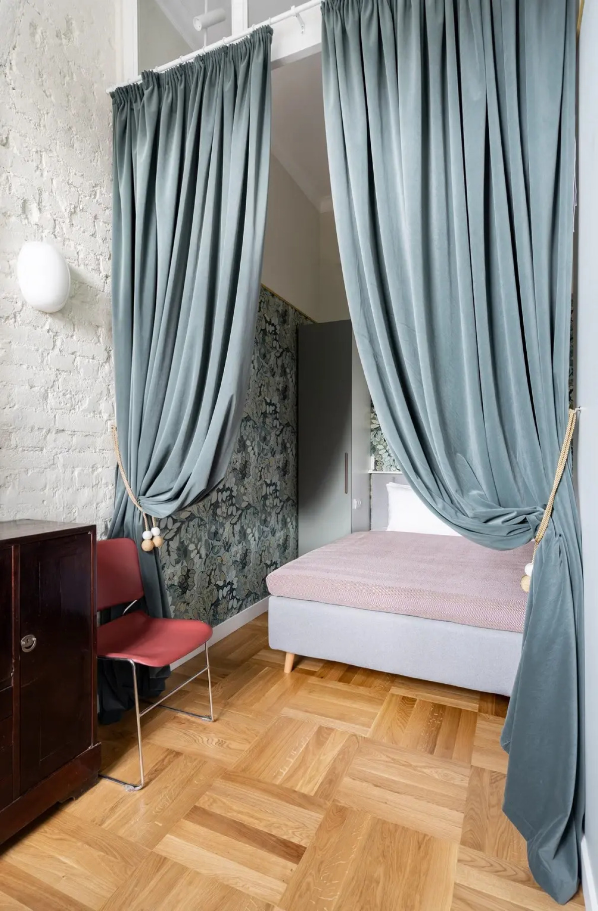 Апартаменты LetYourFlat Boutique