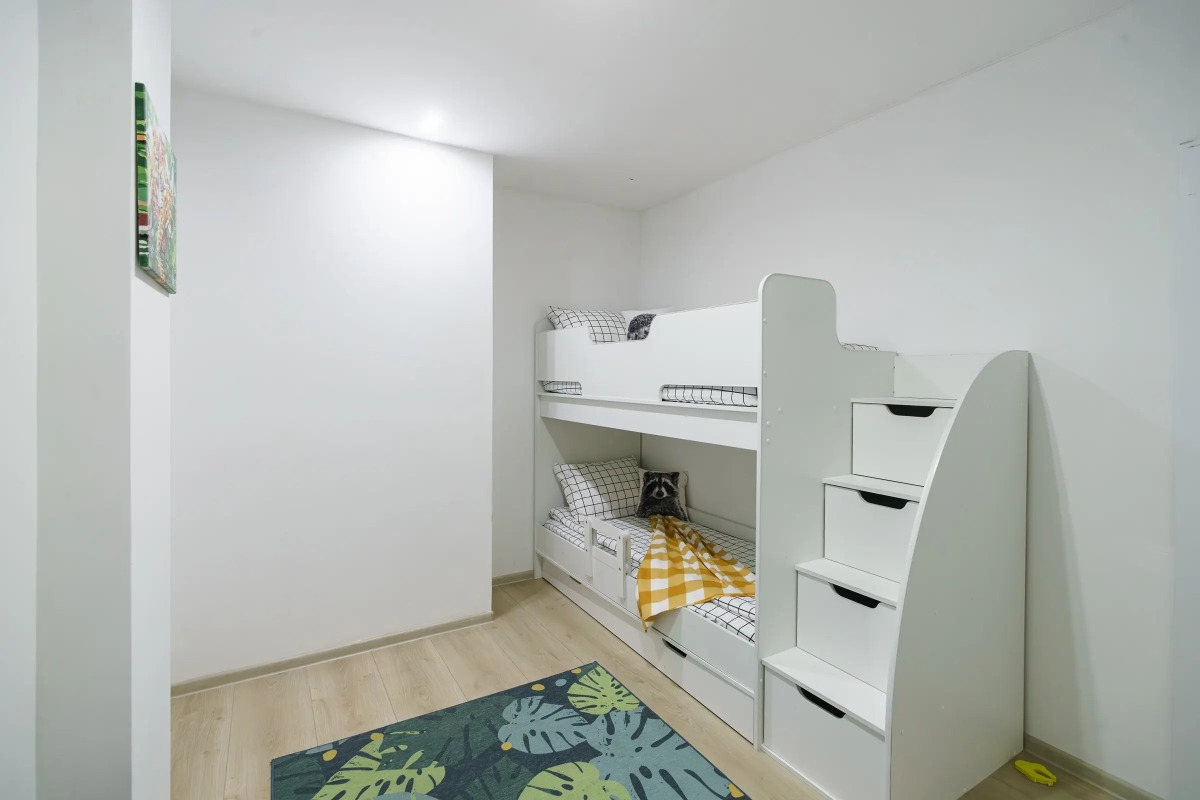 Квартира Апартаменты с Великолепным Видом на Реку и Город с Отдельной Детской Спальней