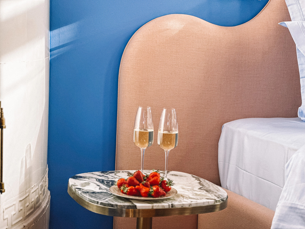 Апартаменты Эксклюзивная квартира Уголок Парижа