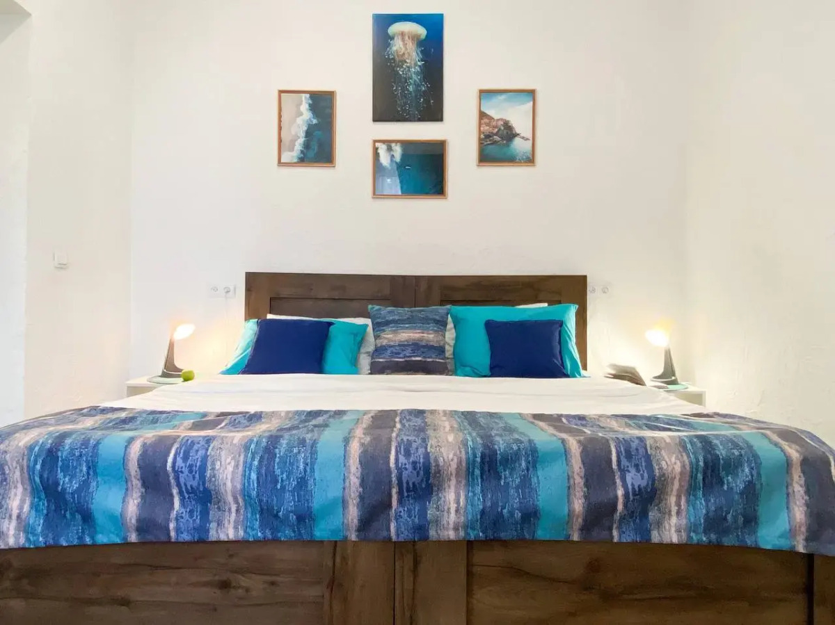 Апартаменты Счастье Жить в центре Севастополя