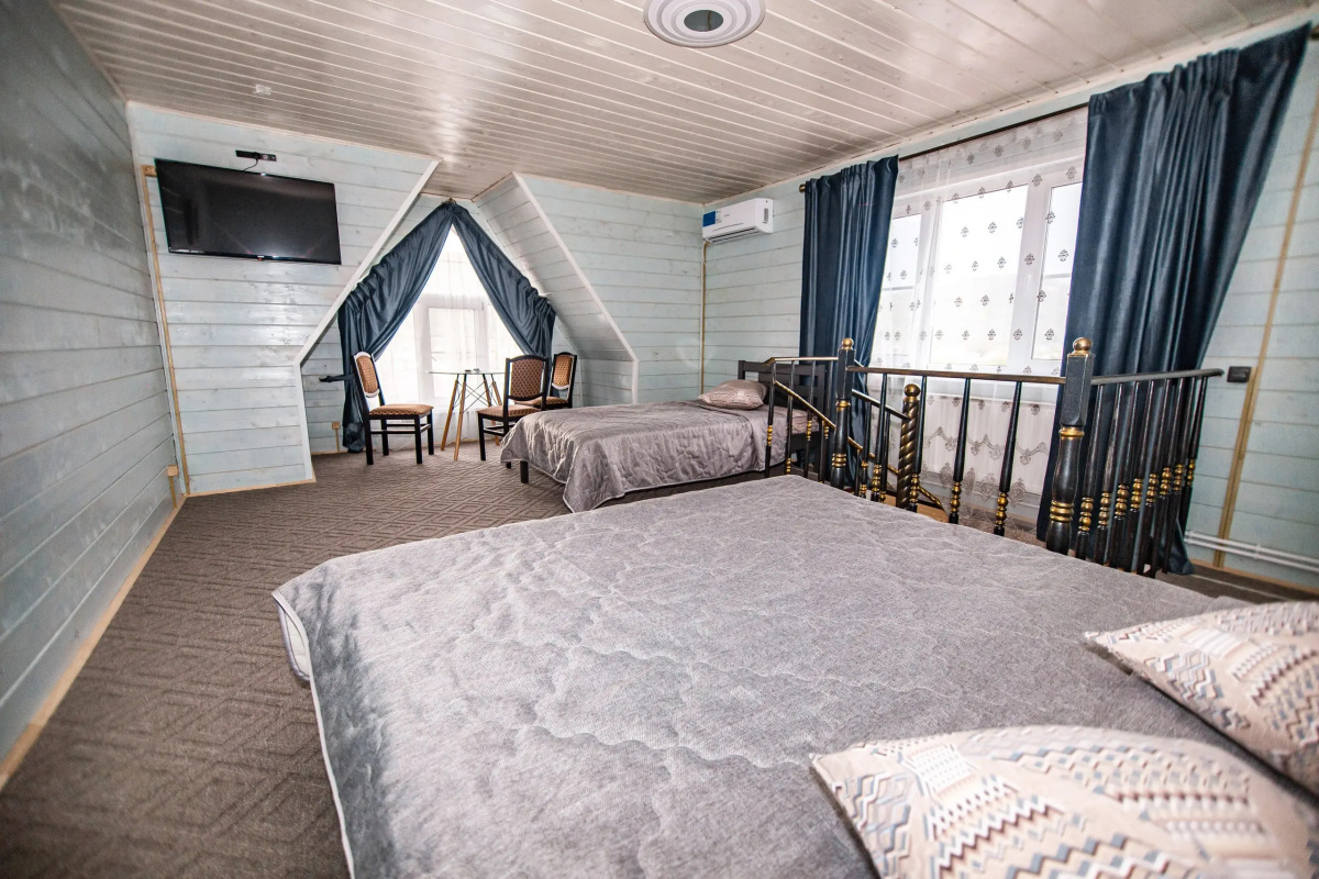 Господин Постоялец