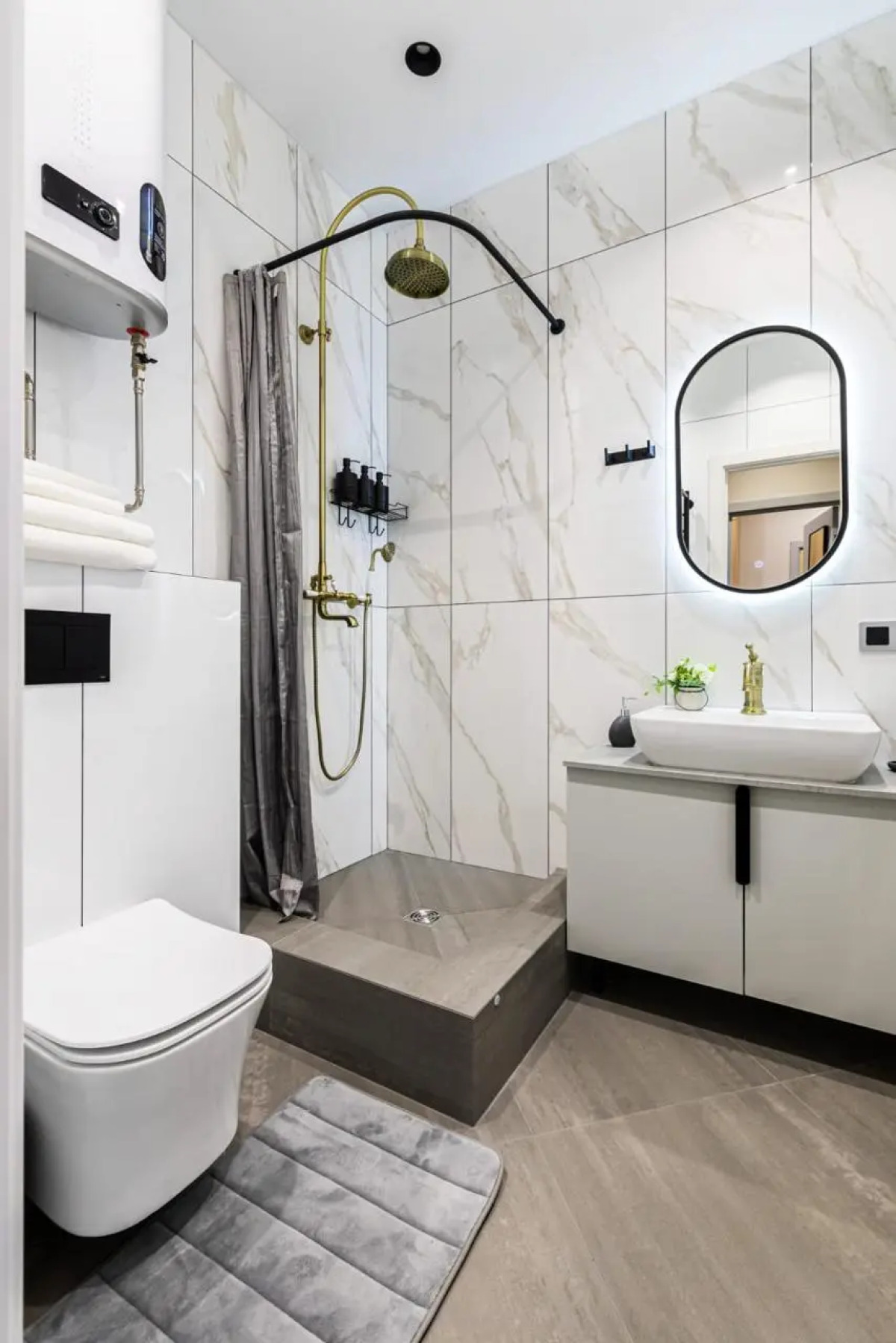 Апартаменты премиум Red Apartments 4-ех местные