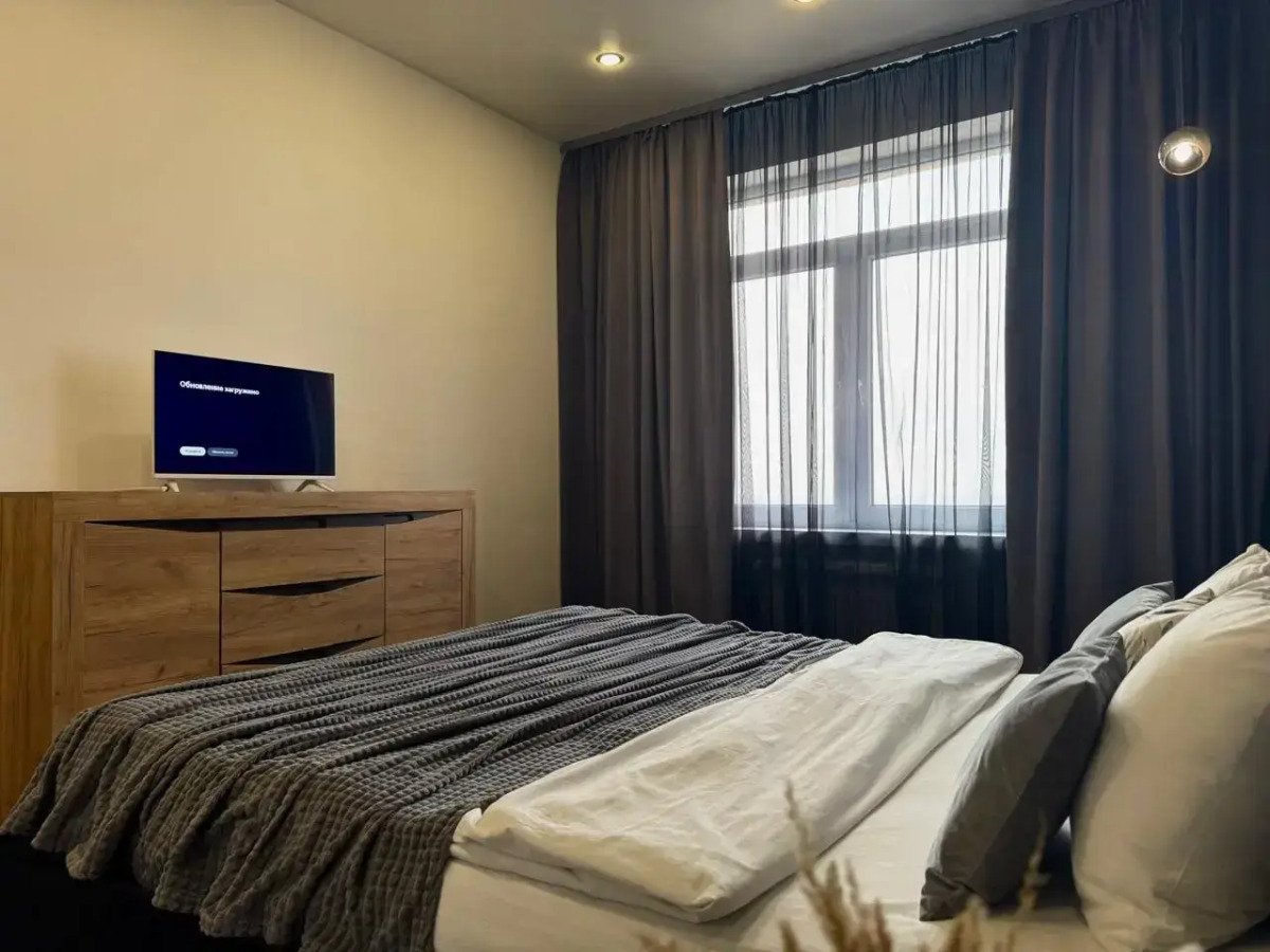 Апартаменты Аврора на Михалицына 1, 10 этаж