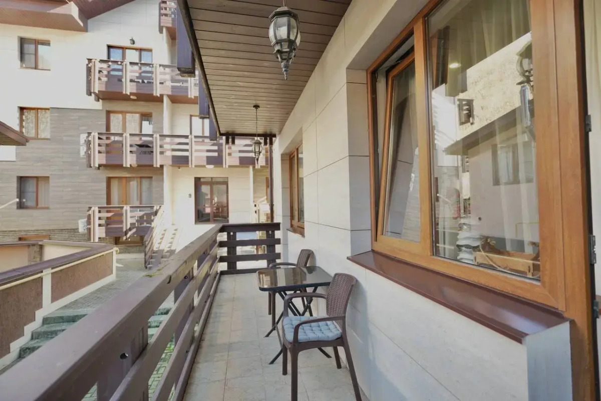 Квартира Двухкомнатная напротив ТЦ Горки Город