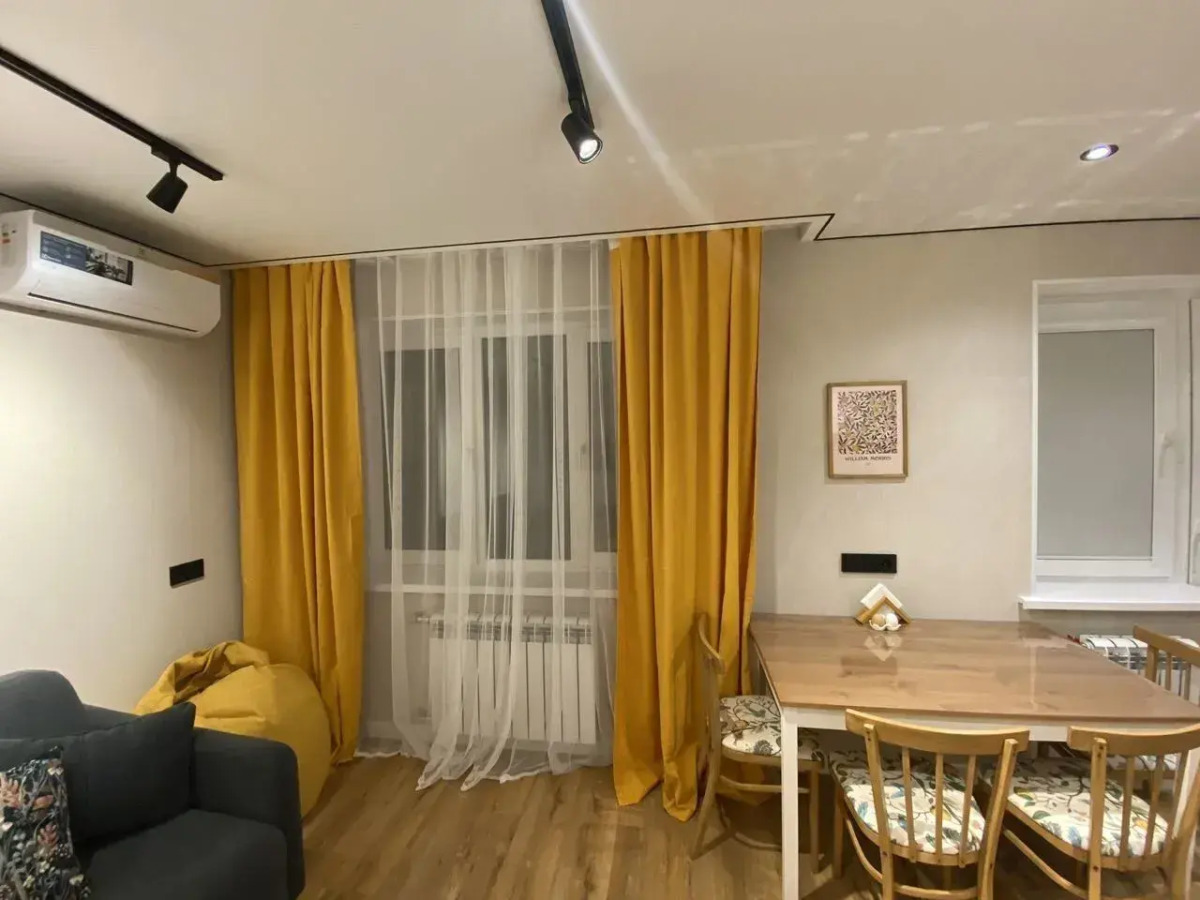 Квартира на Улице Тхапсаева 16