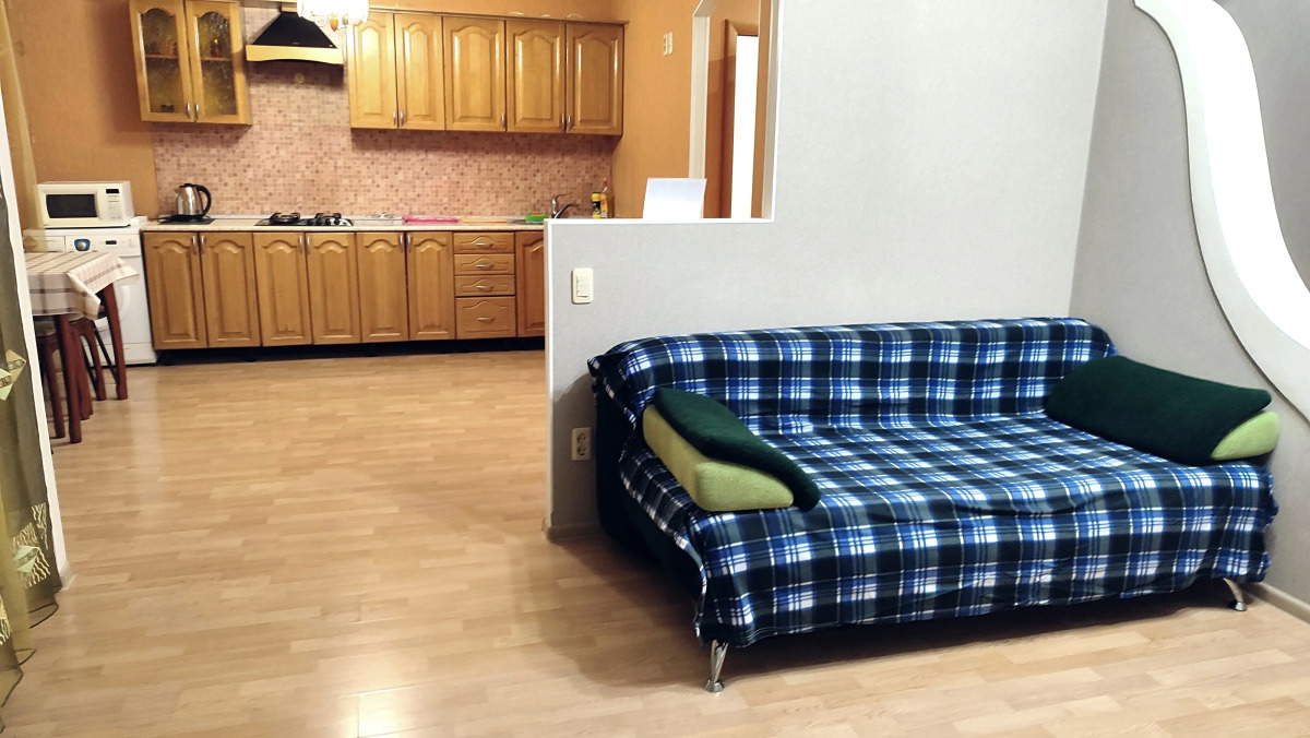 Квартира ЦЕНТР ГОРОДА Красная 6 этаж 8