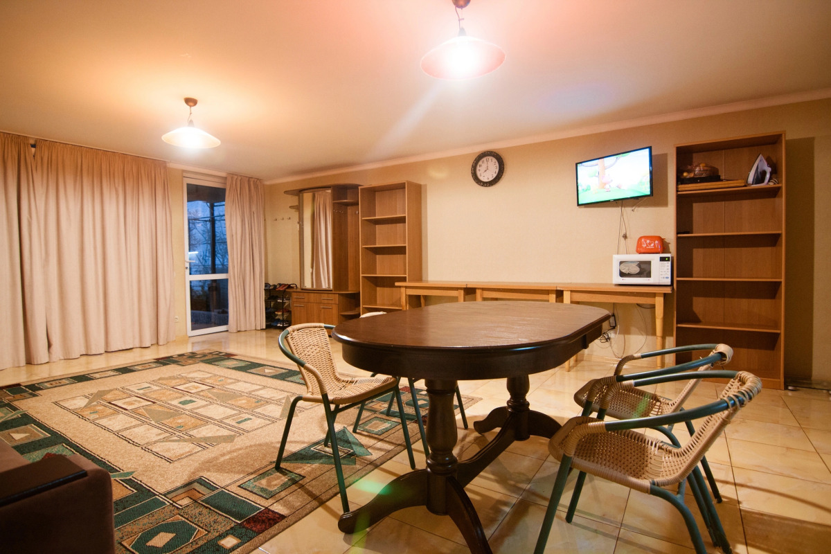 Apartamenty V Semidvorye