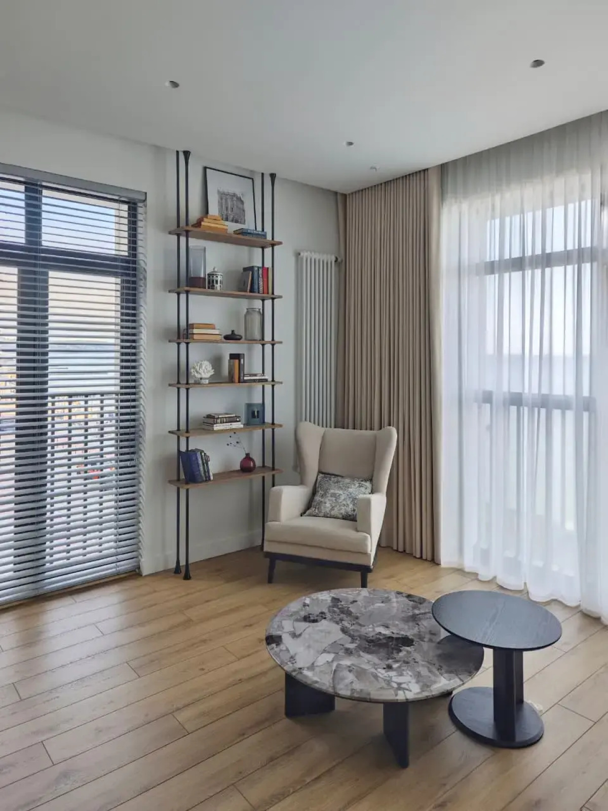 Апартаменты Дизайнерские на Первой Линии Моря