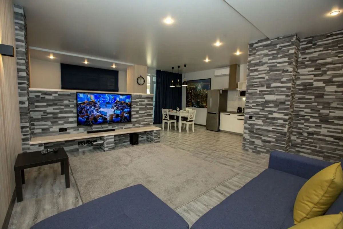 Апартаменты Central Place Vladivostok Премиум с видом на Мосты и Залив (4)